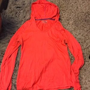 Long sleeve workout t